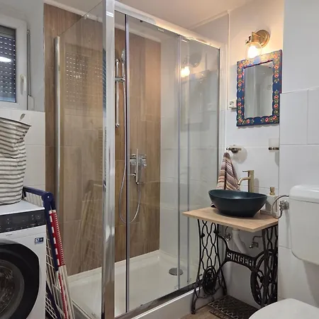 Cozy Adriana Apartment *